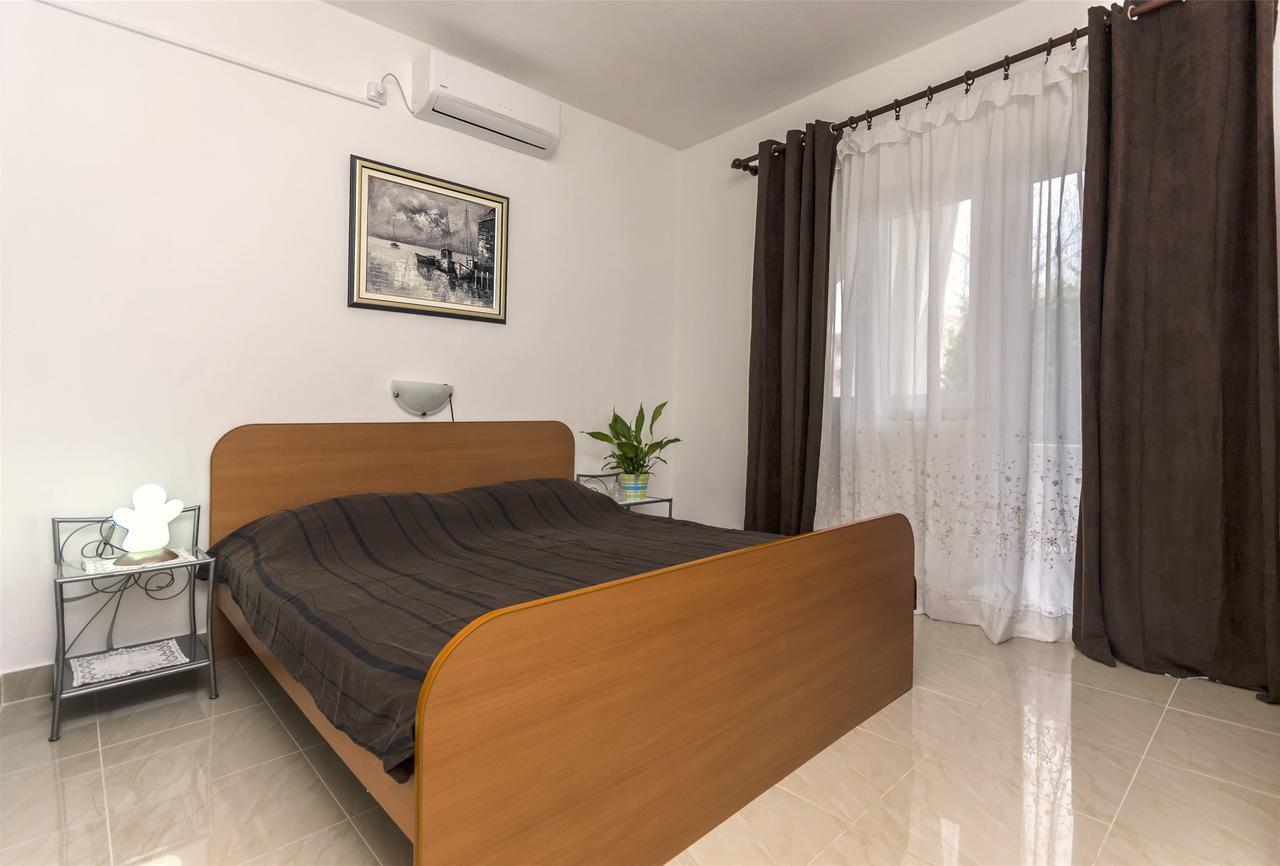 Apartments Toni Vodice Exterior foto